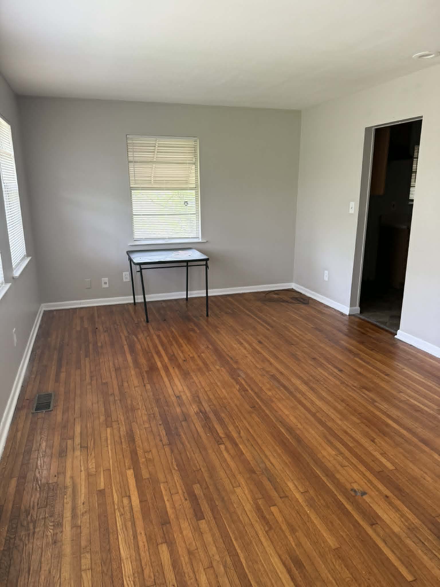 1677 Pine Ave SW – photo 2