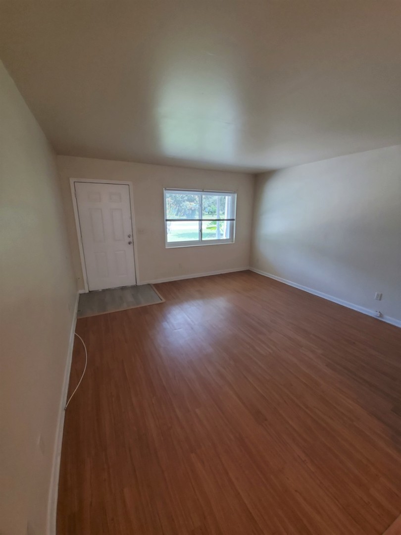 136 S Belleview Way – photo 2
