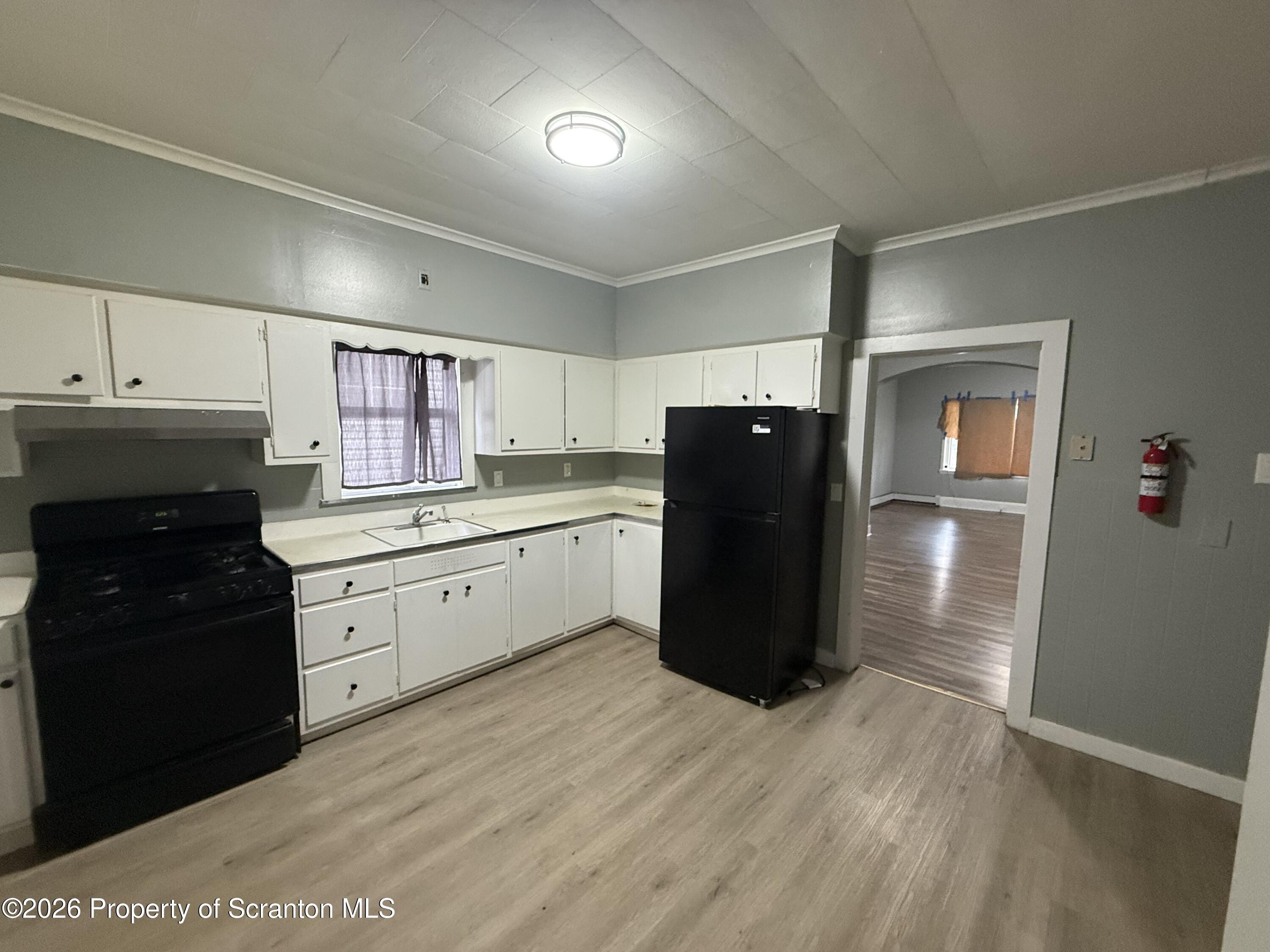 619 Harrison Ave – photo 4
