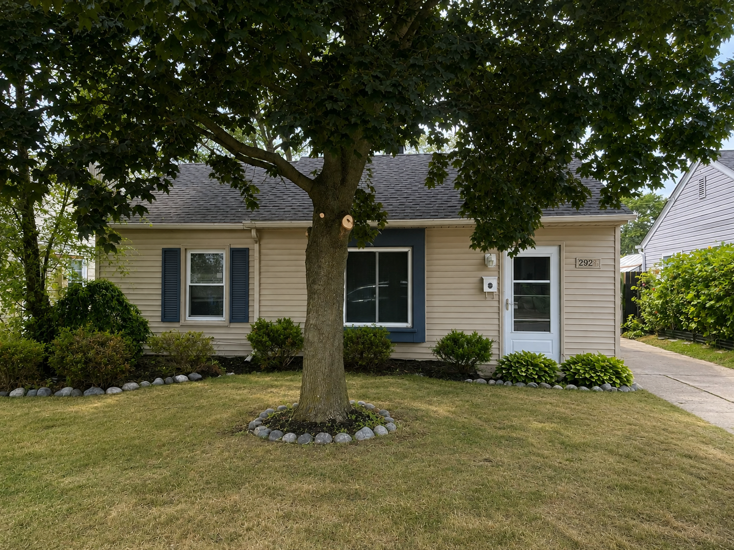 2929 Burdette St – photo 1