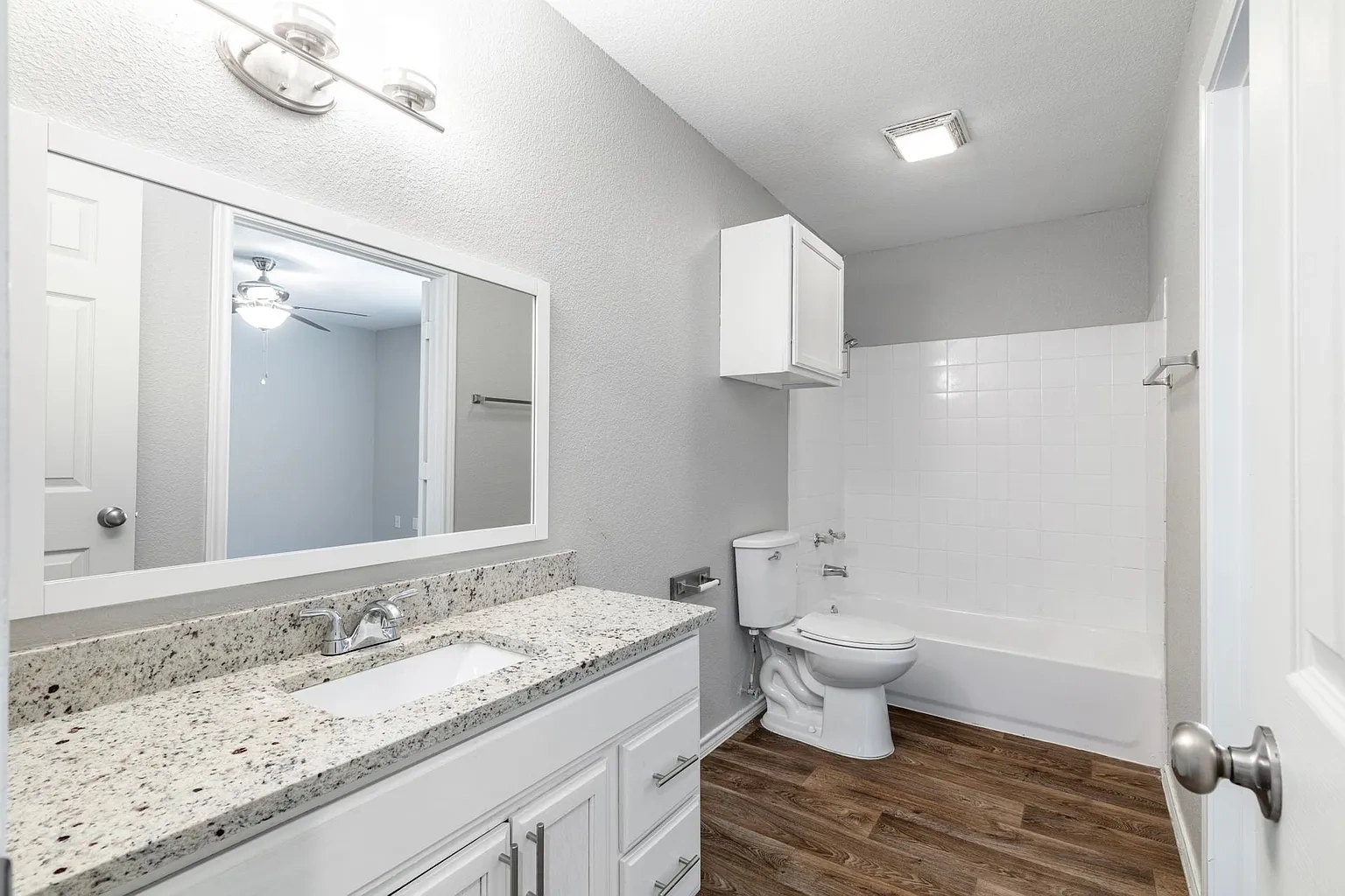Cottage Row Apartments – photo 5