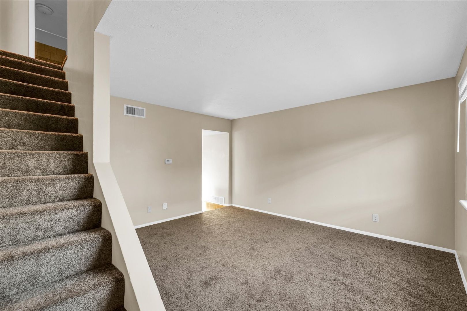 331 Riley Dr unit 7 – photo 2