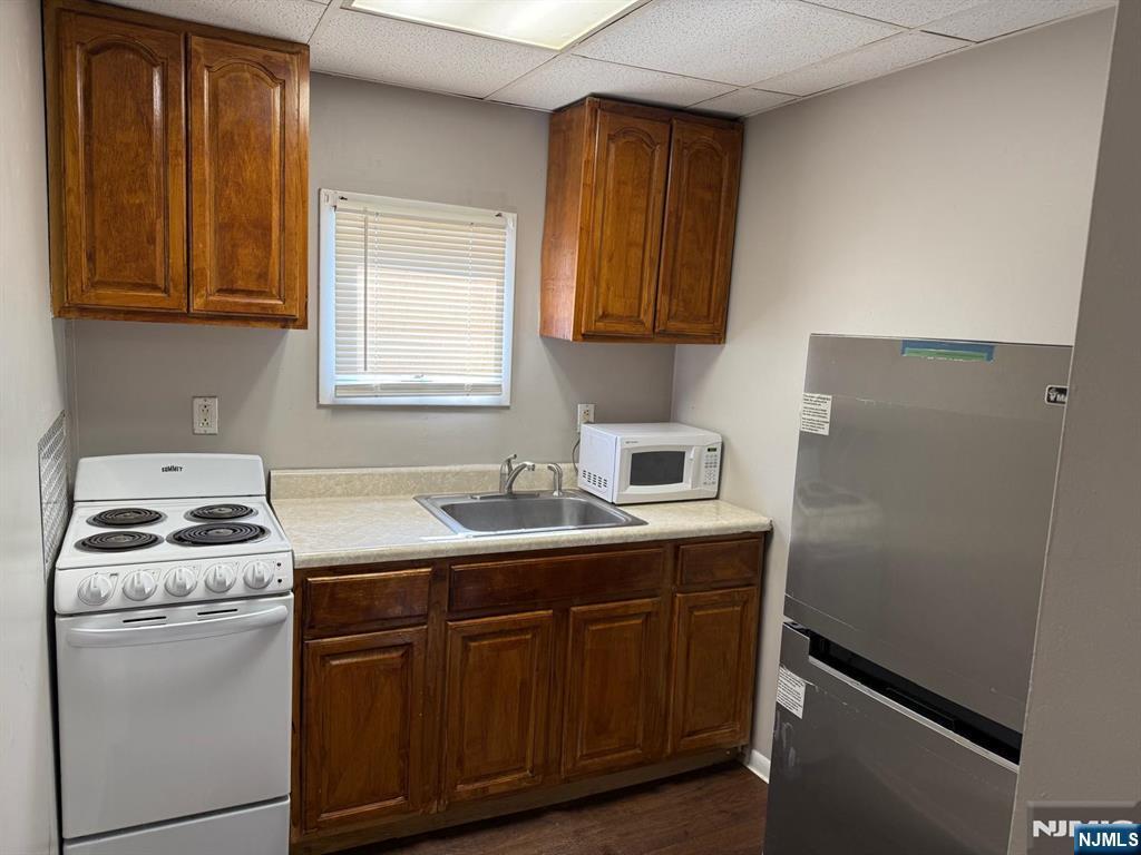 28 Union St unit 3 – photo 1