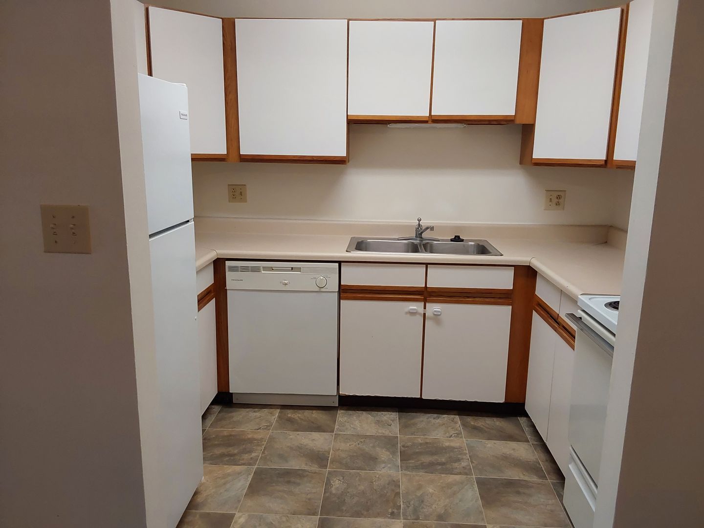 501 Stacey Dr unit 501 – photo 3