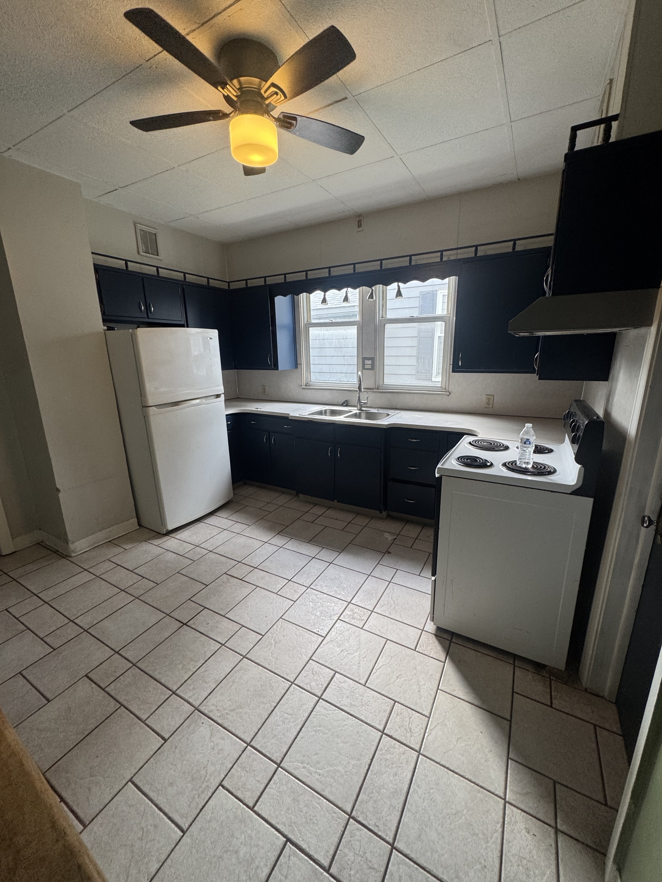 420 Duncan Ave unit 1 – photo 3