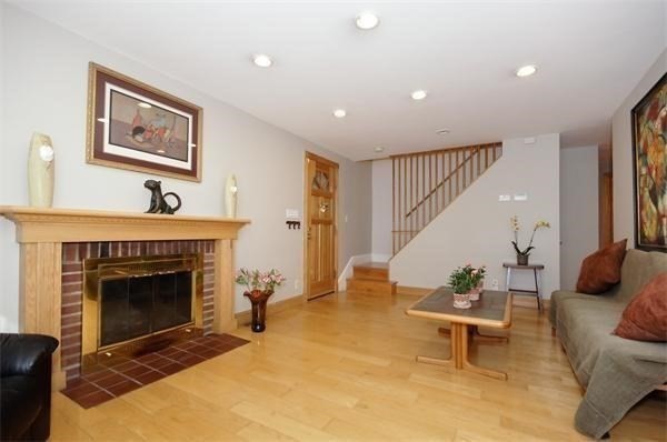 22 Westlund Rd – photo 4