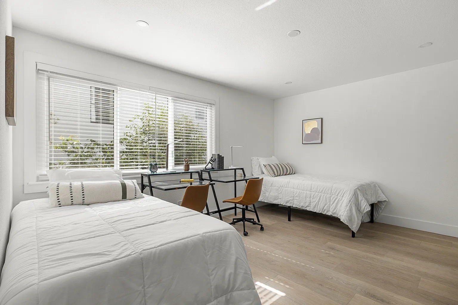 2430 Prospect – photo 3
