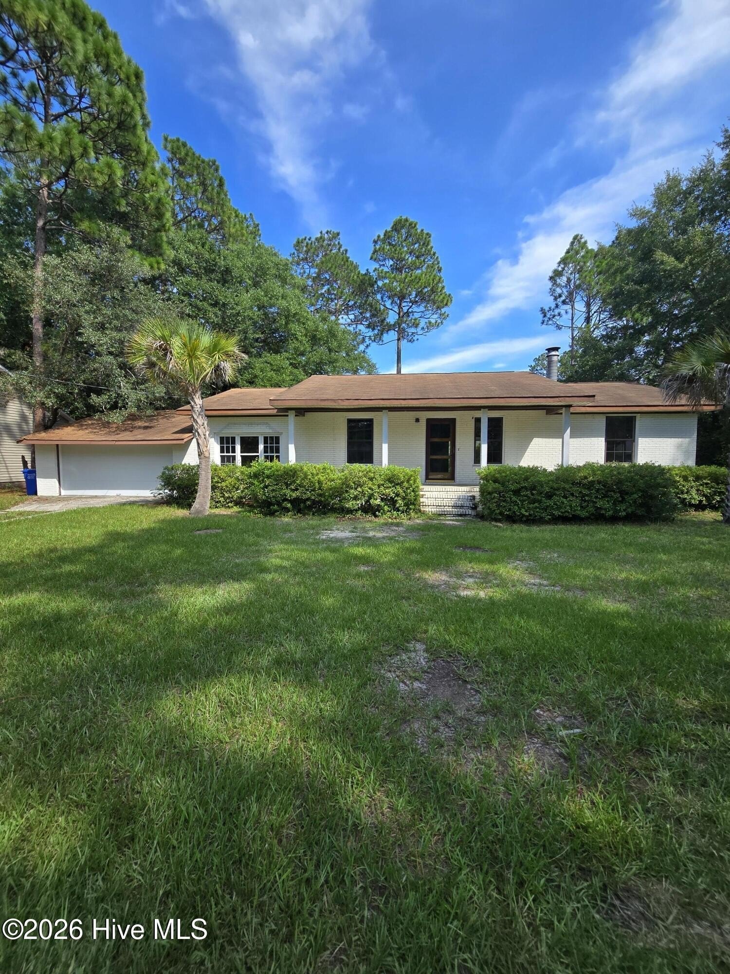139 Charter Dr – photo 1