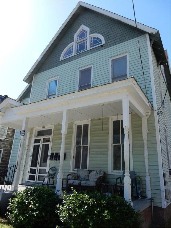 219 Bank St #4 – photo 2