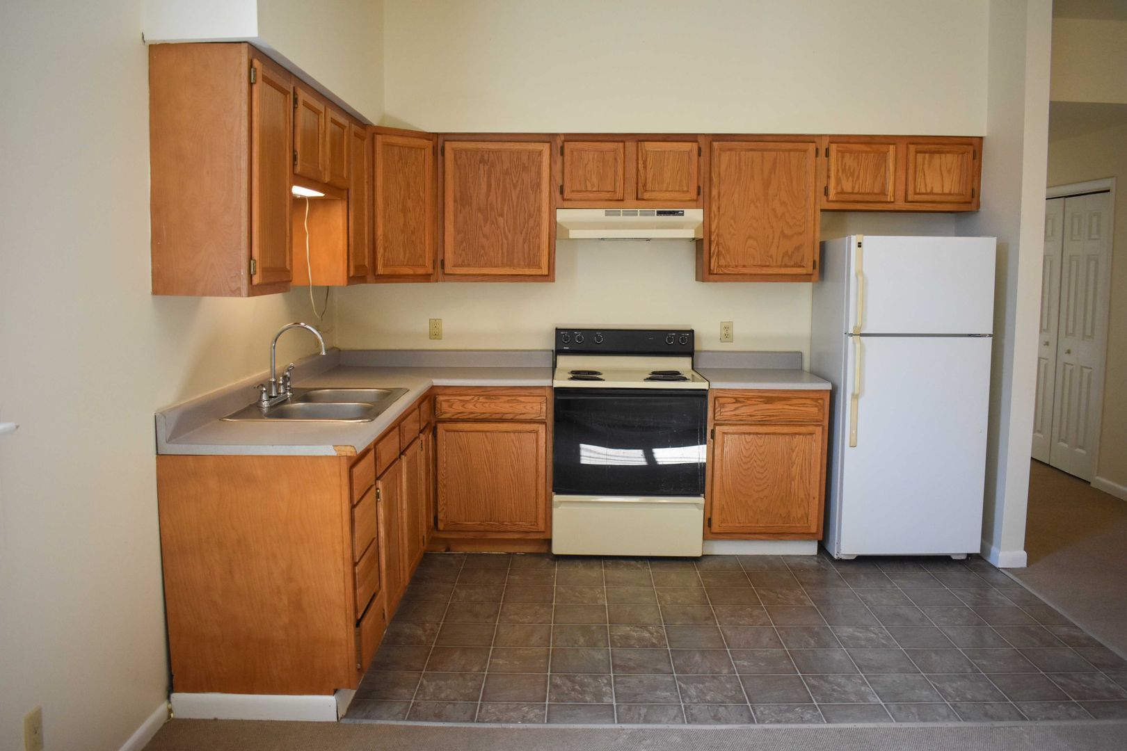 421 Canal St unit Apt A – photo 5