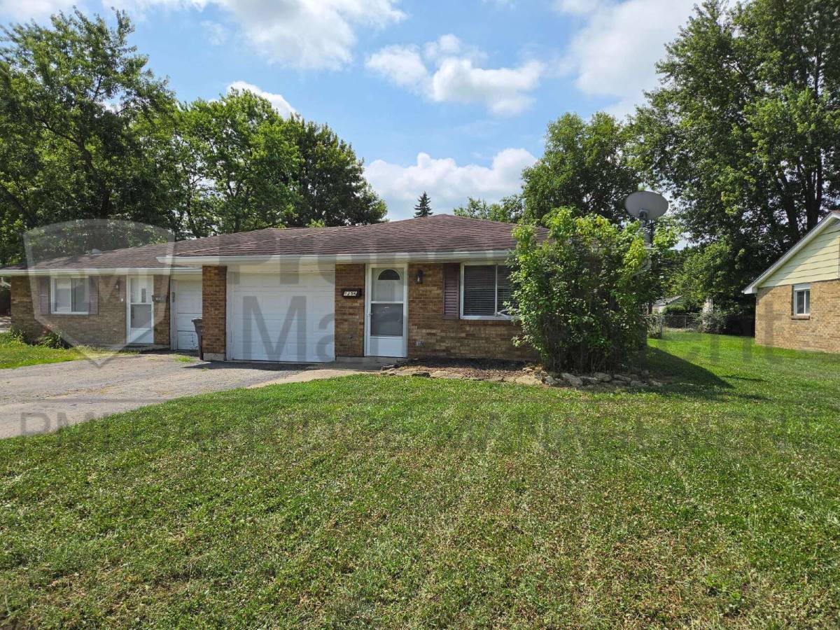 1256 Heritage Dr – photo 1