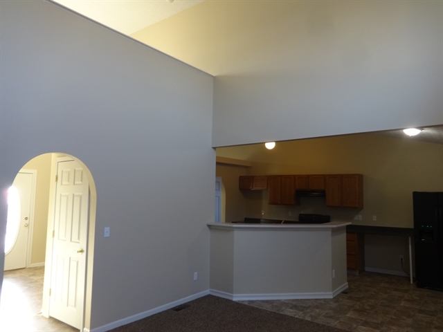 987 Drayson Dr – photo 3