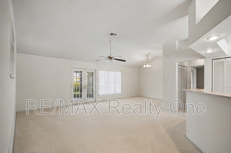 4210 N Mae W Way – photo 2
