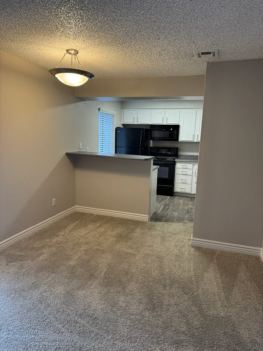 Stansbury Park, UT Air Conditioned Apartments for Rent – photo 3