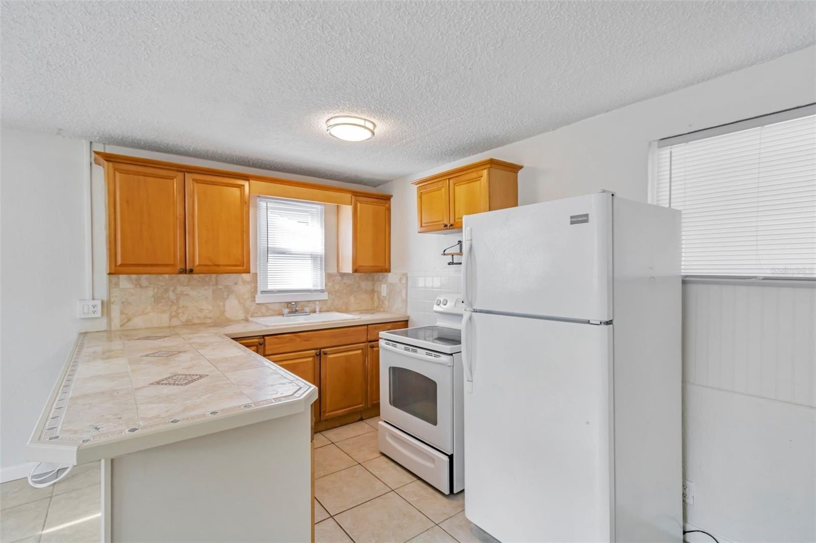 809 Illinois Ave – photo 4