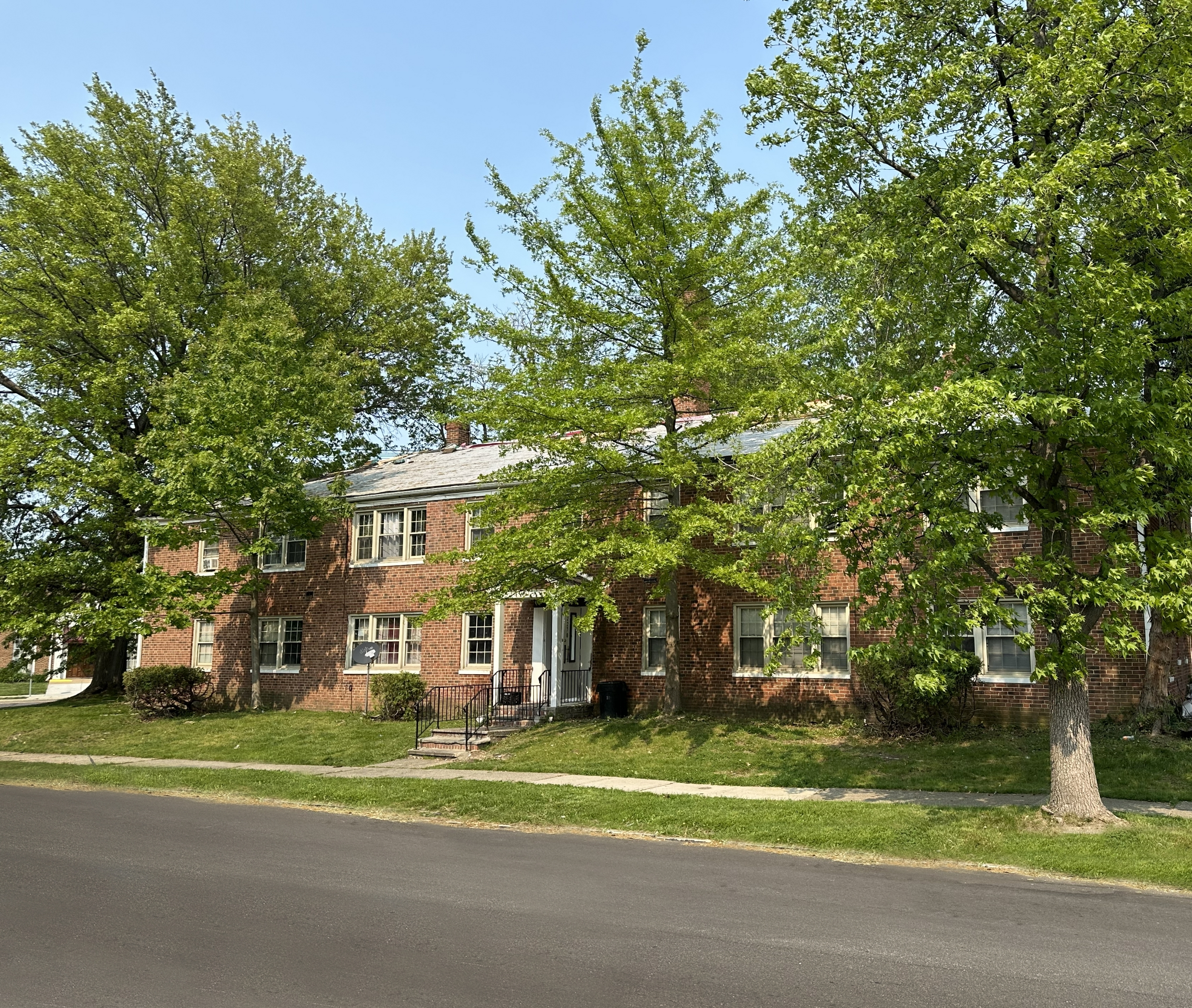 2270 Noble Rd – photo 3