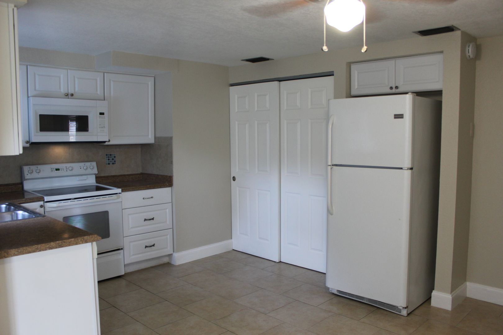 4424 Terry Loop – photo 4