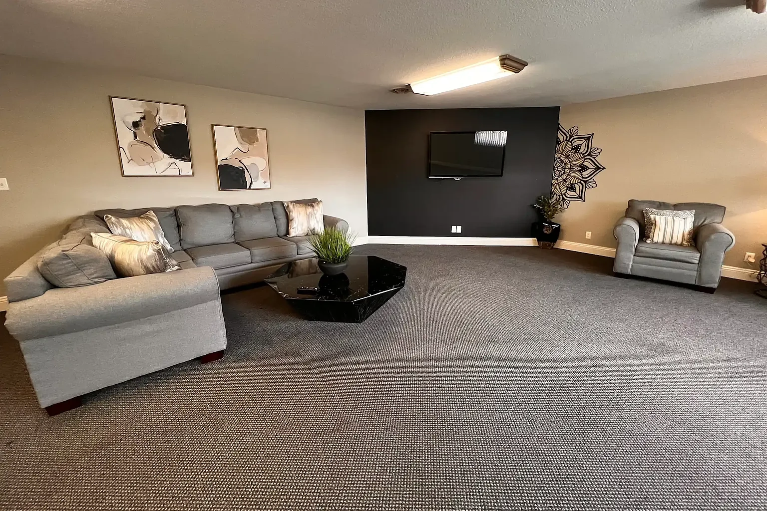 Boulevard Club Apartments – photo 1