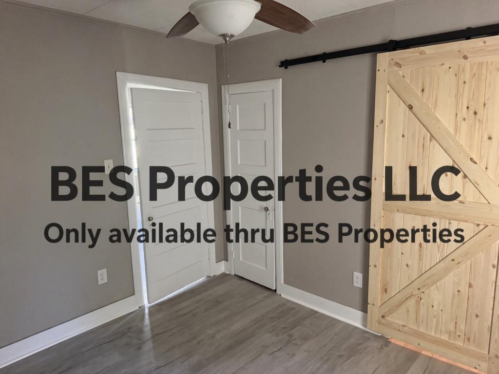 520 W Walton St – photo 3