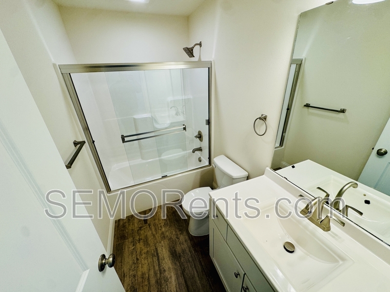 3858 McKendree Xing unit 1 – photo 4