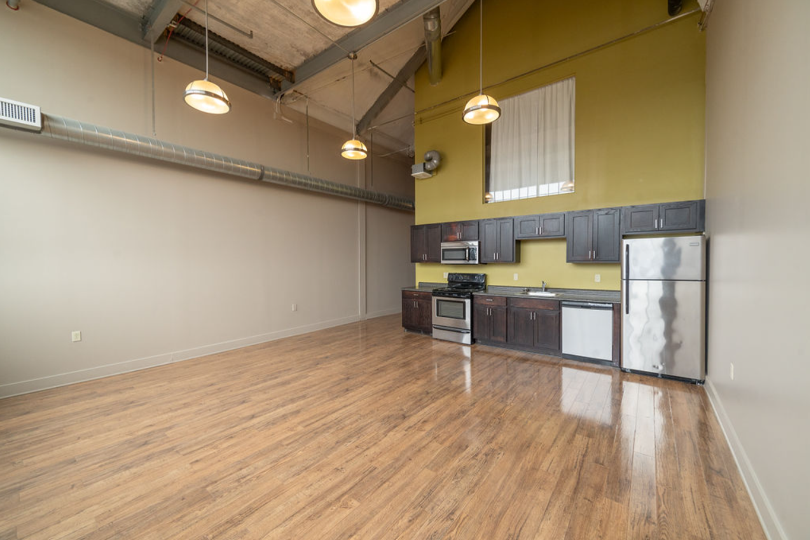 2320 Superior Ave unit Apt. 306 – photo 2