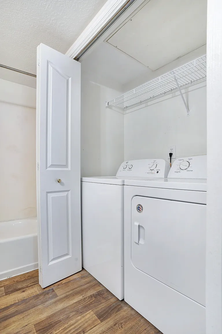 Jefferson School Apartments – photo 1