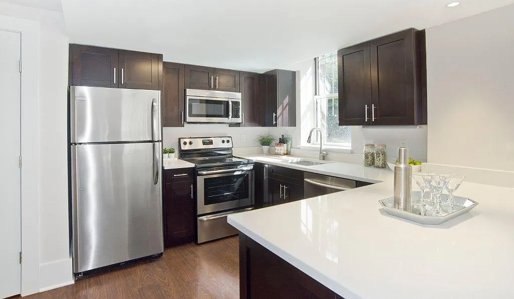 Sedgwick Gardens Apartments – photo 2