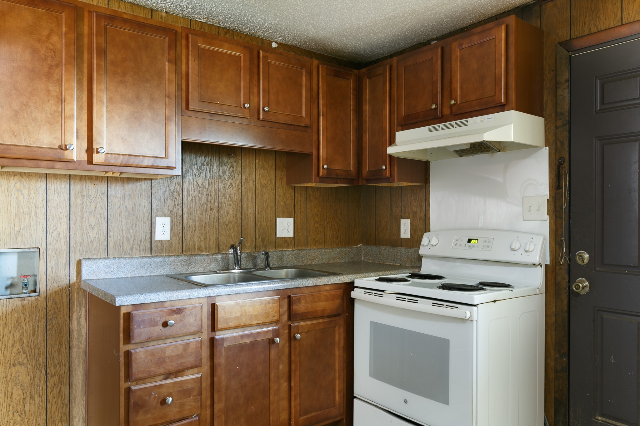 1045 Rulnick St – photo 5