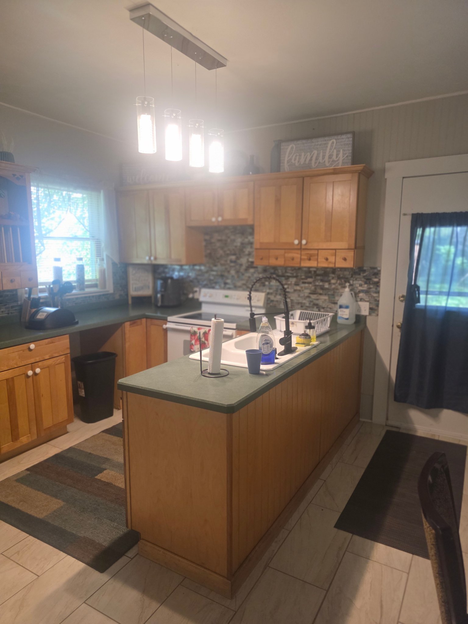 1234 W 7th St – photo 1