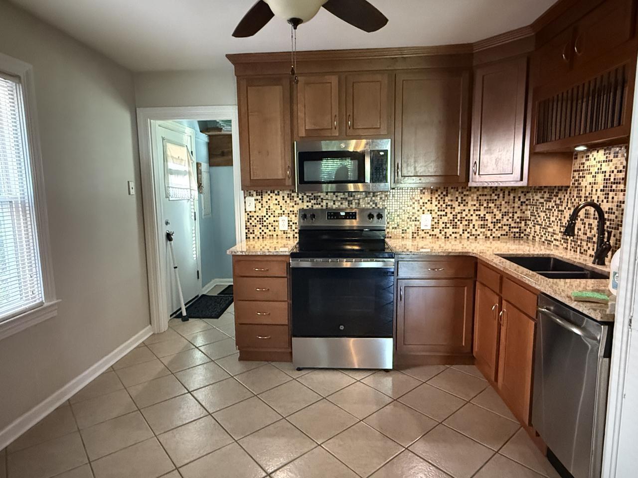 4026 Crawford Ave – photo 3
