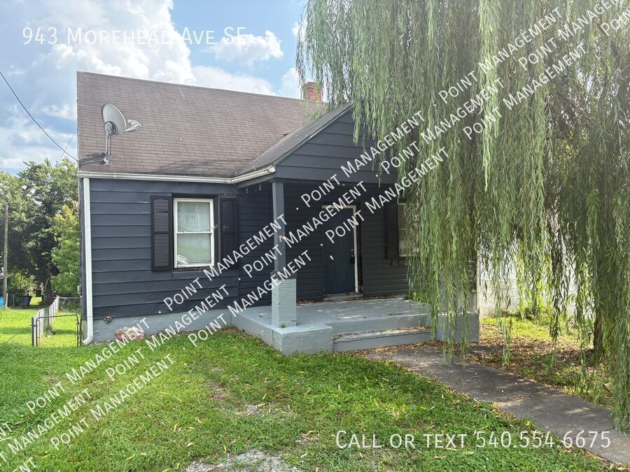 943 Morehead Ave SE – photo 1