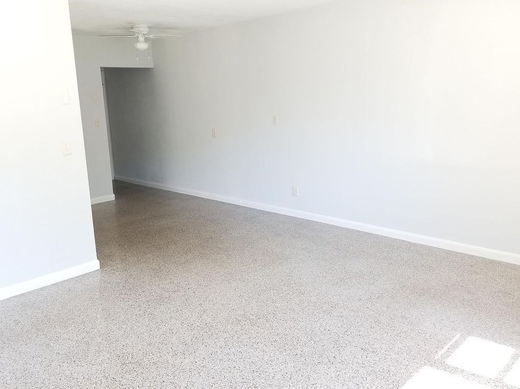2325 Belmar Dr – photo 2