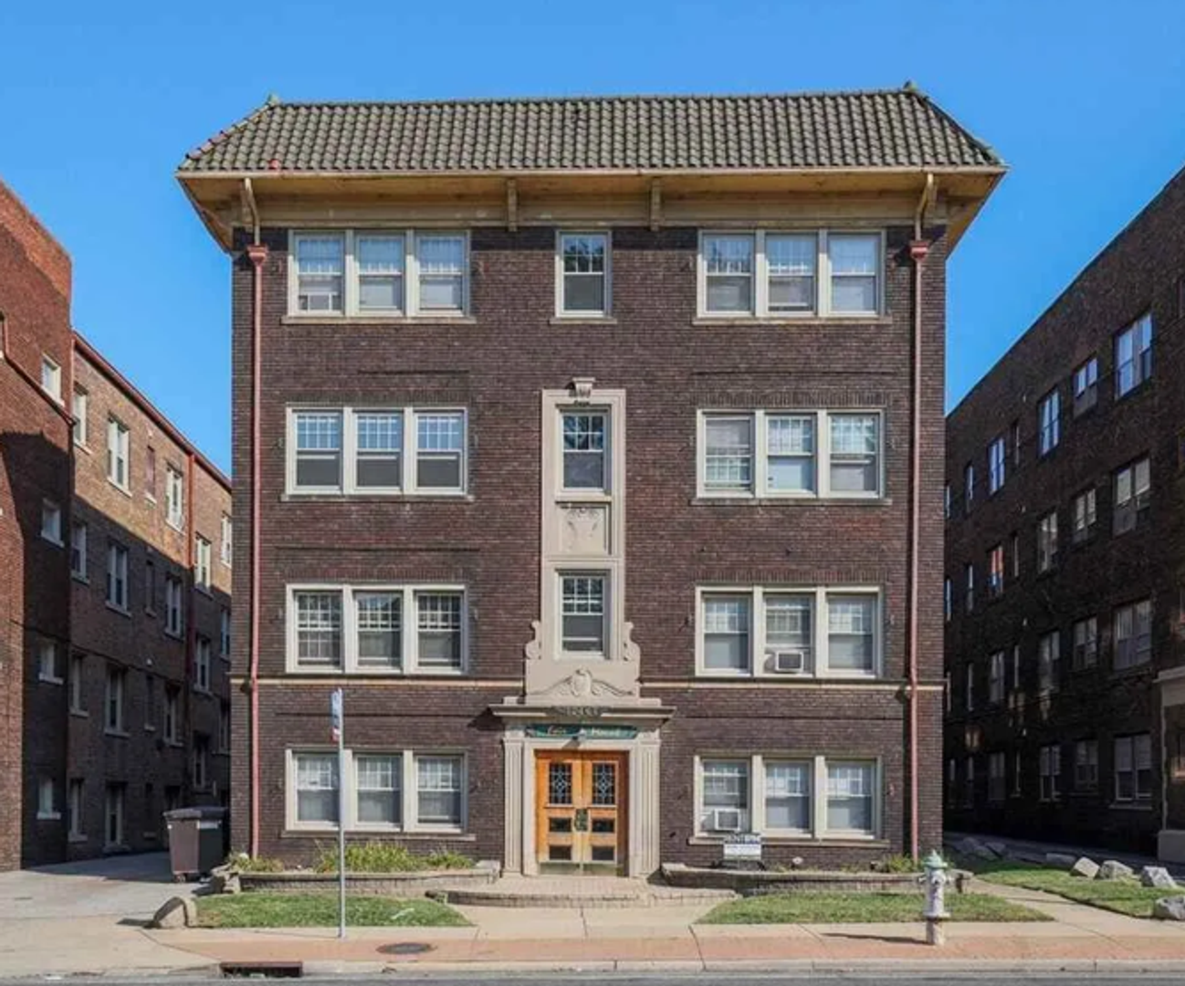 12467 Cedar Rd unit Fairmount 1B – photo 1