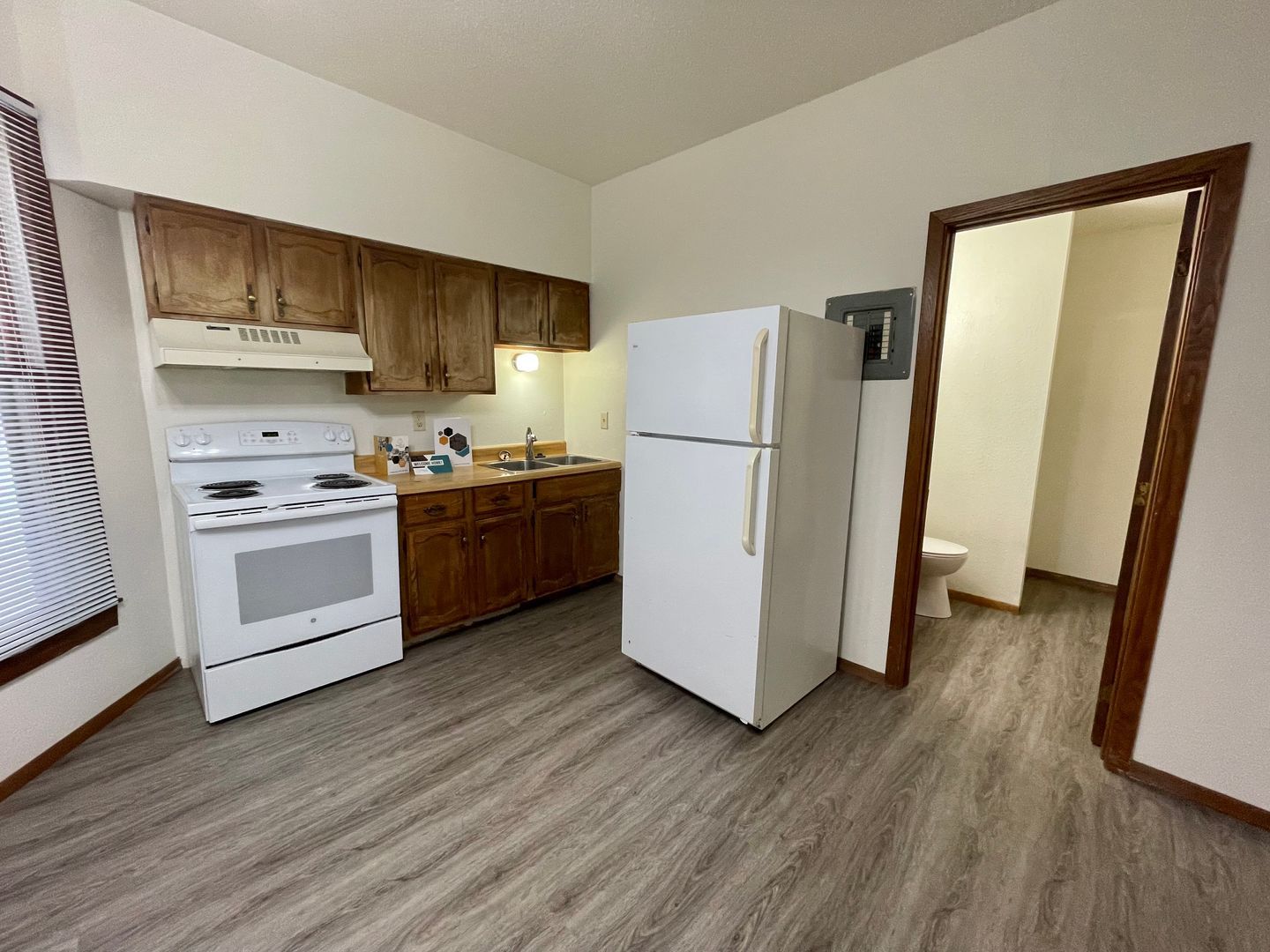 911 2nd Ave S unit Apt 1 – photo 3