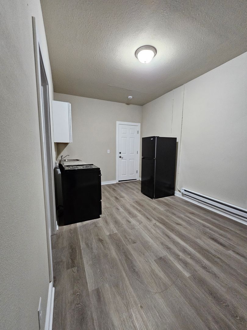 102 E Robinson St unit Unit 213 – photo 5