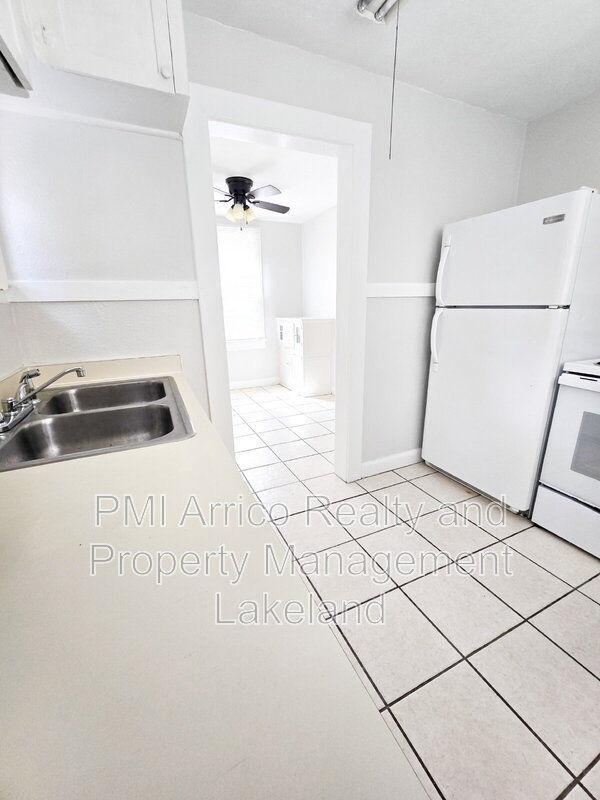 115 8th St SE – photo 5