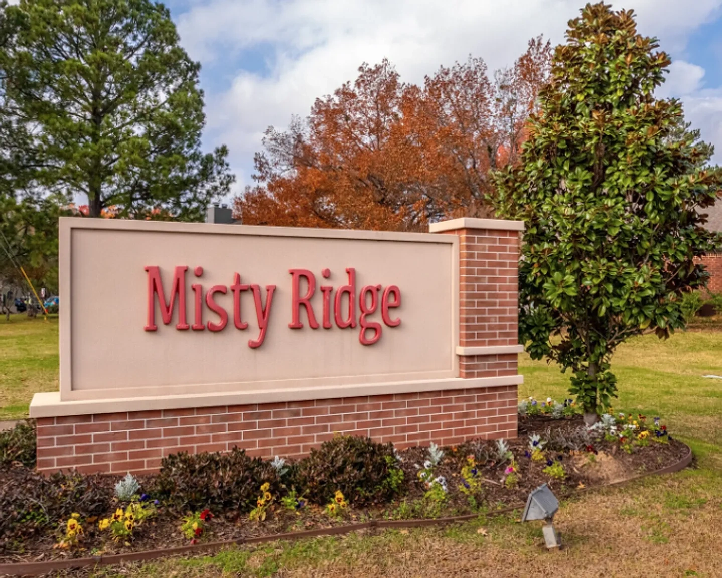 Misty Ridge Apartments – photo 2
