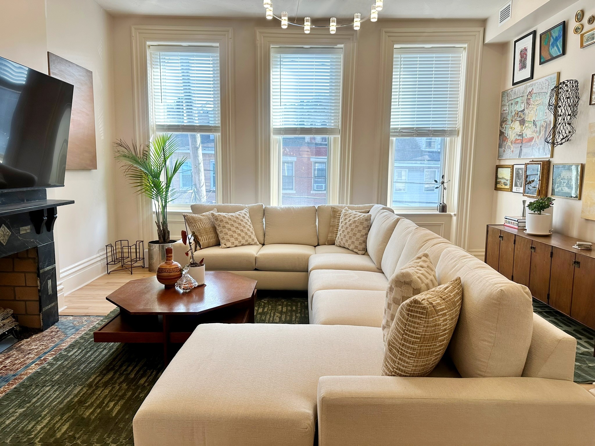 1819 Sarah St unit 2 – photo 3