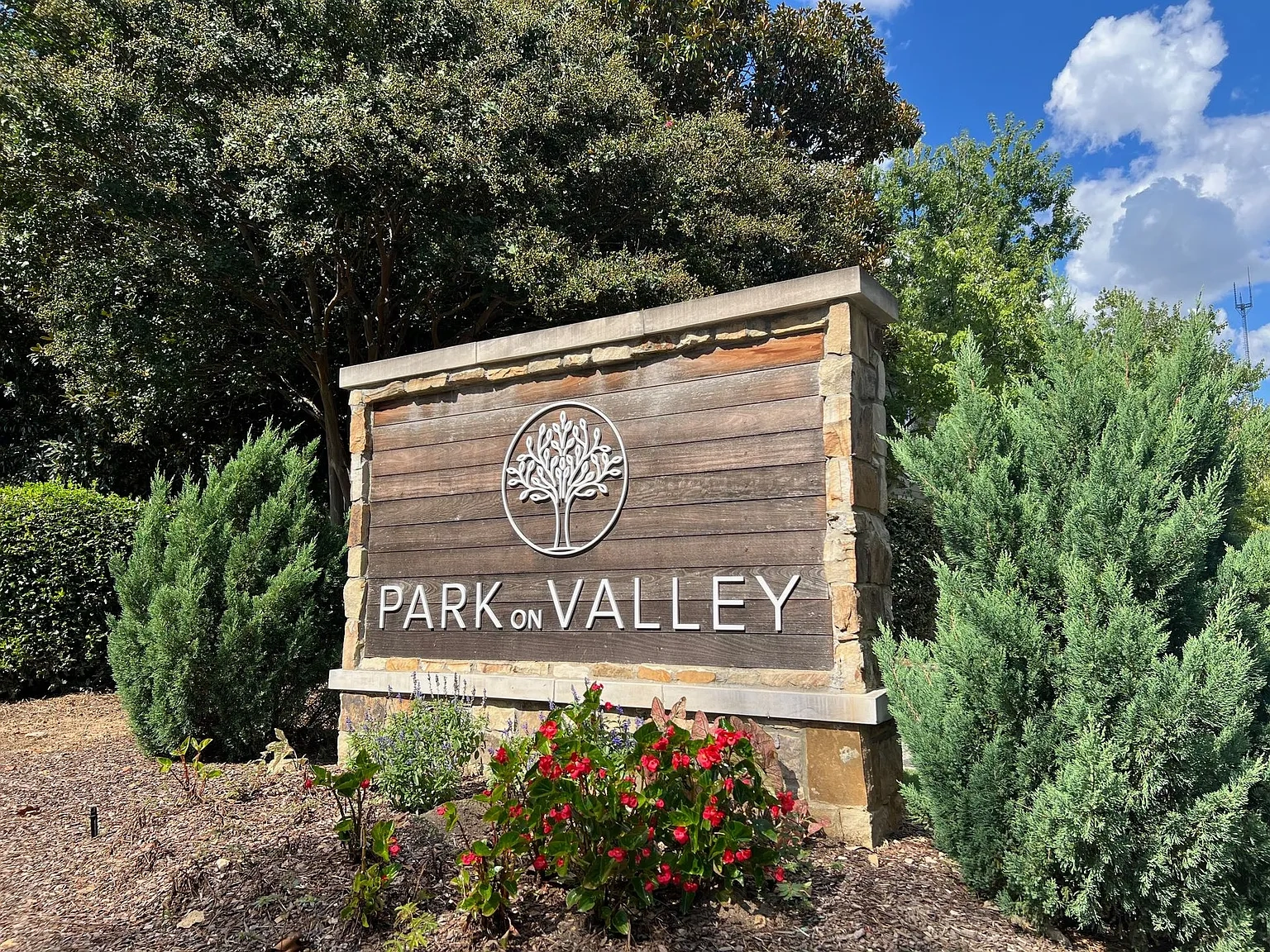 Park On Valley – photo 4