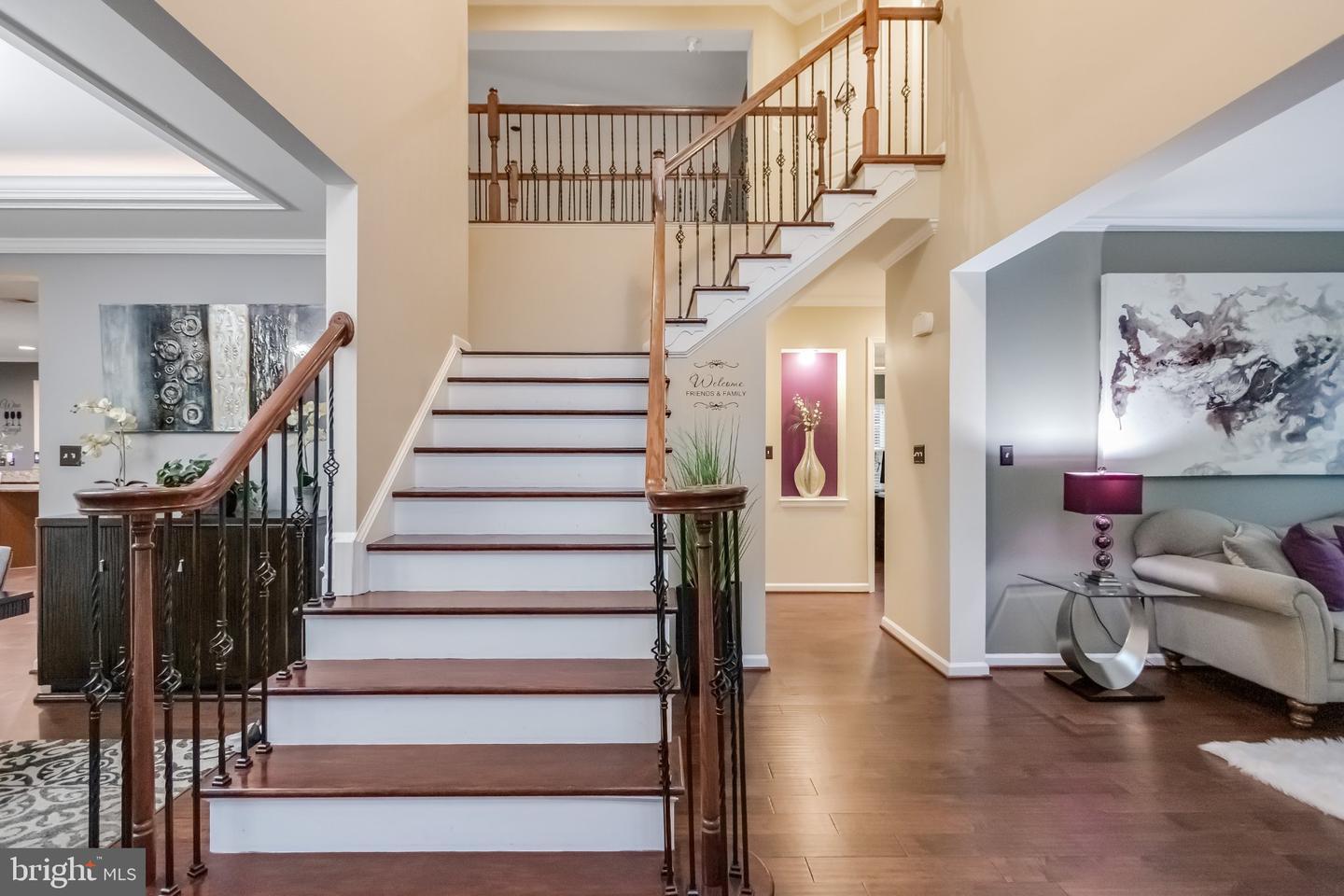 10600 Sugarberry St – photo 2