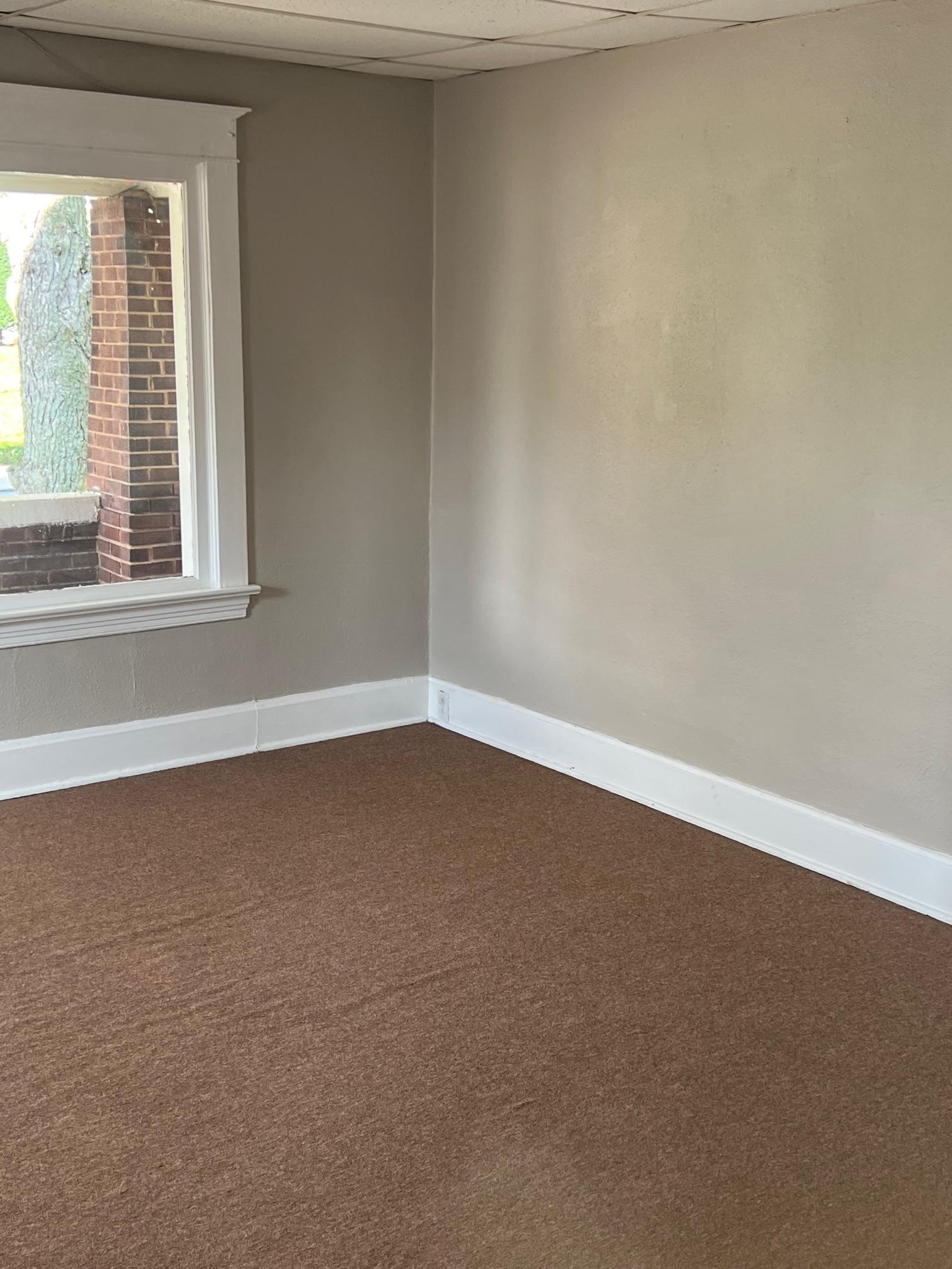 481 12th St – photo 5