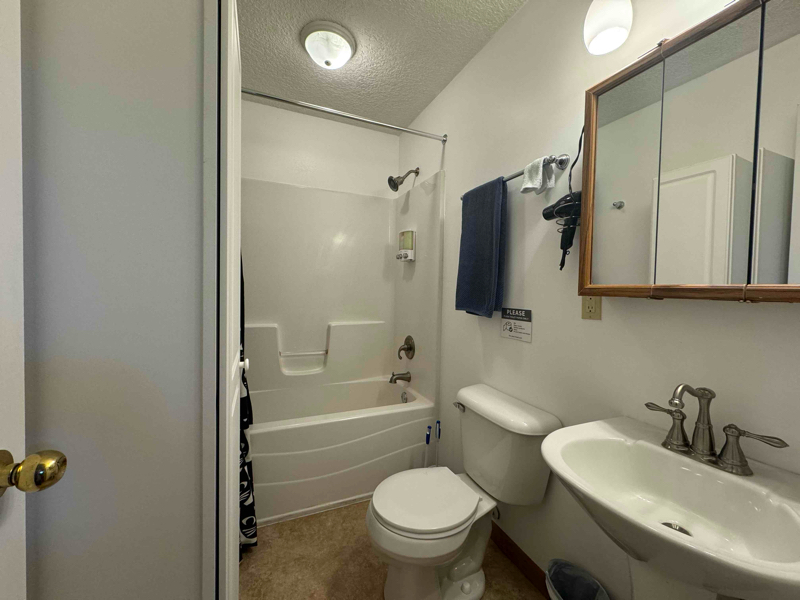 931 Middle St unit 201 – photo 2