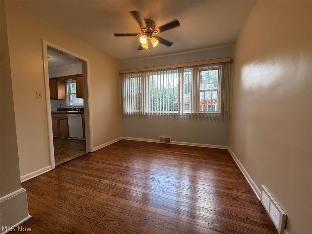 24113 E Silsby Rd – photo 4