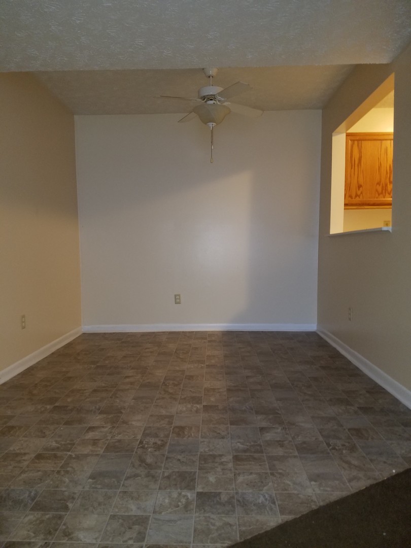 496 Bavarian Dr – photo 4