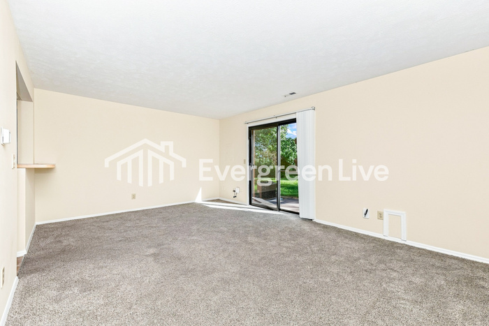 2470 Cross Village Dr – photo 4