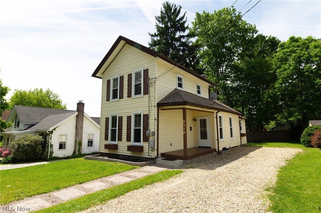 8210 Maple Ave – photo 4