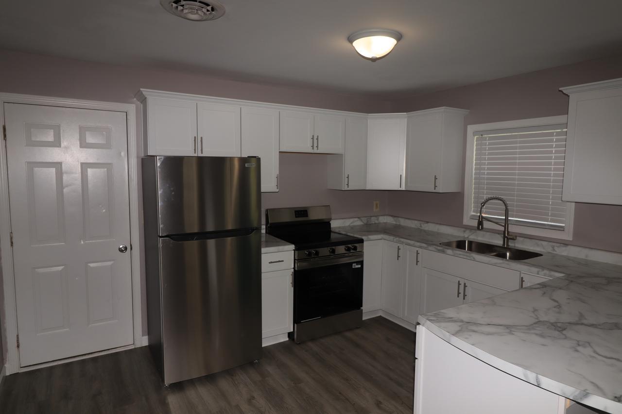 3310 Rodgers Ave – photo 3
