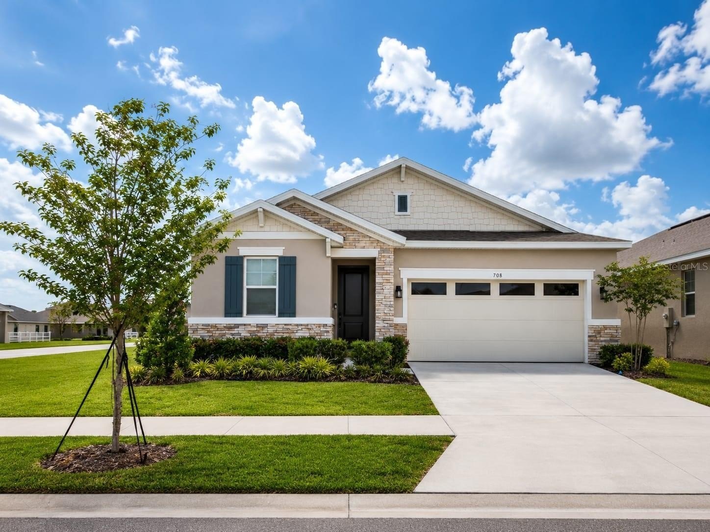 708 Griffon Ave – photo 3
