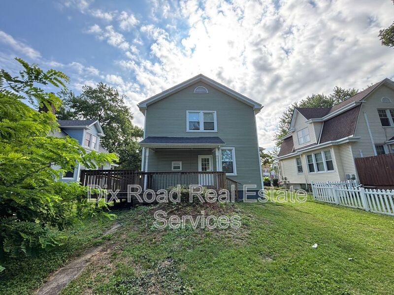 11169 Maple St – photo 4