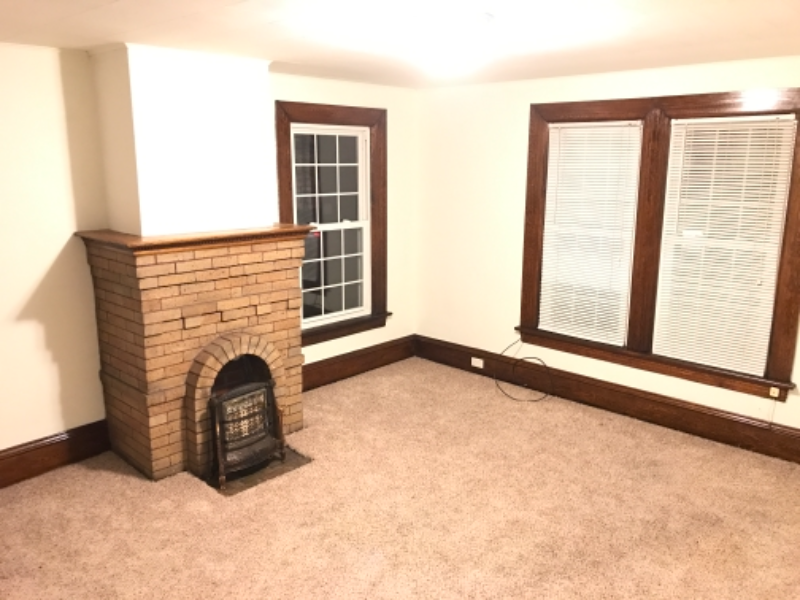1046 Liberty St – photo 3